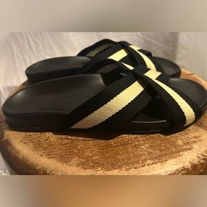 Jenni Kayne crossover sandals size 39